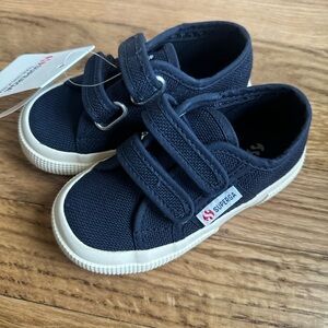NWT Navy Superga sneakers for toddlers 7T